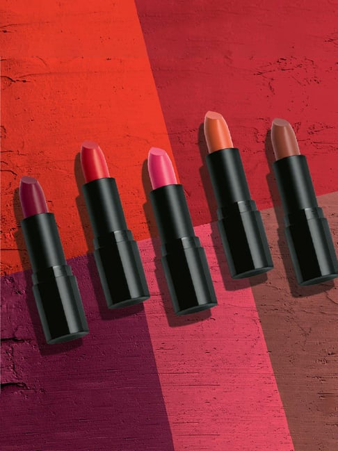 LAKMÉ  Cosmetics Matte Lipstick brown for Women 
Transferproof | Lasts upto 24 hrs